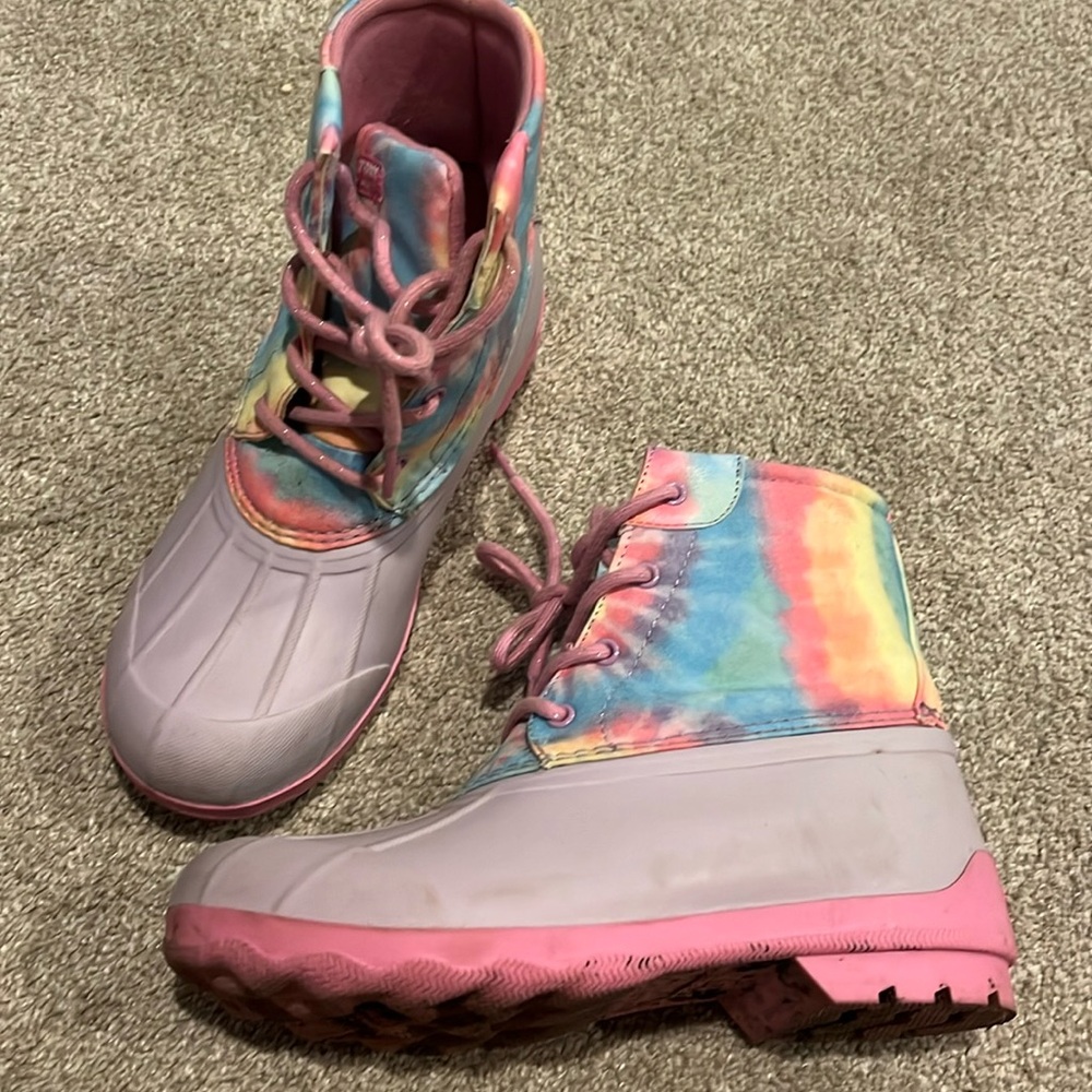 Girls tie die Sperry snow / rain boot